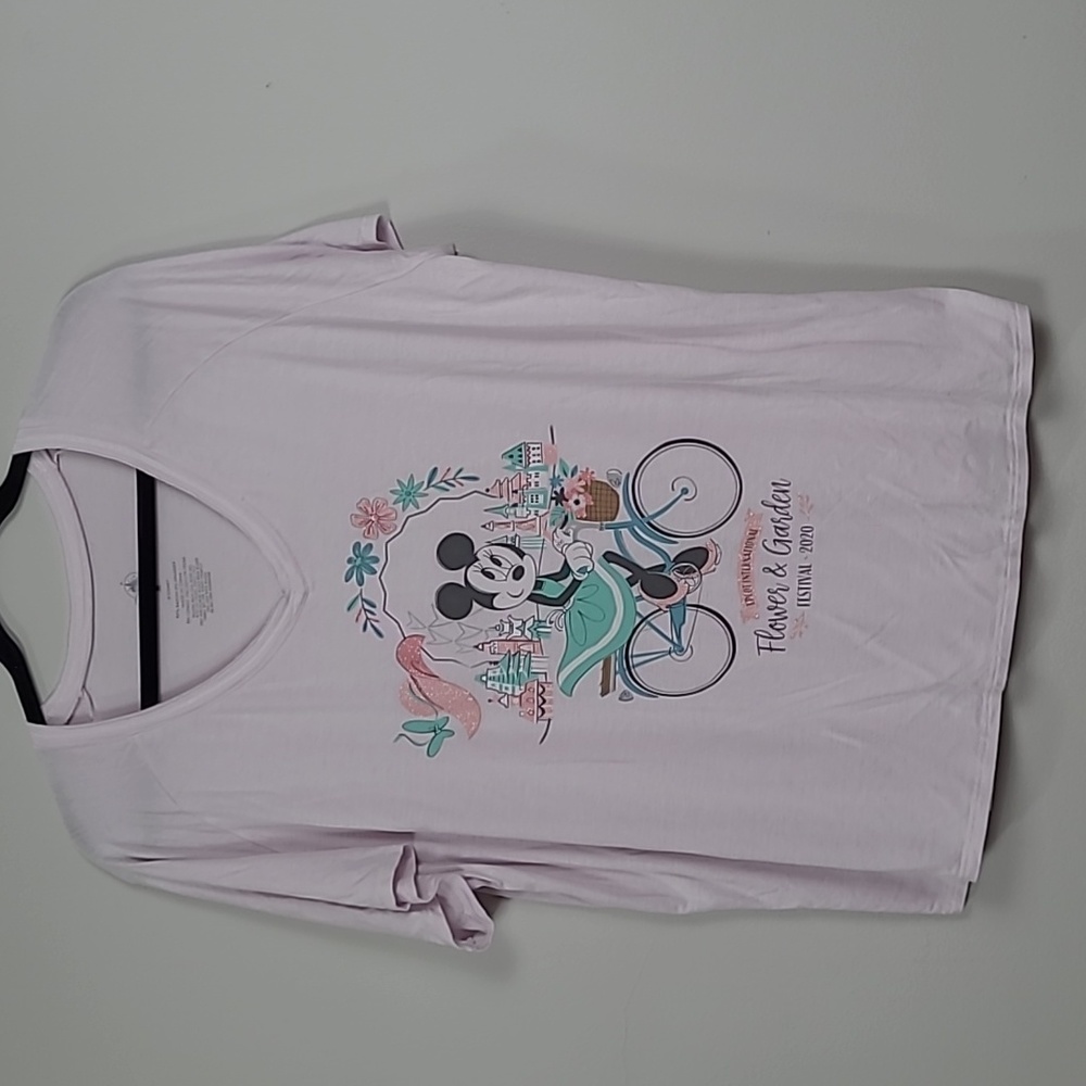 Disney Parks Epcot 2020 Flower and Garden festival vneck flowy tee Tshirt